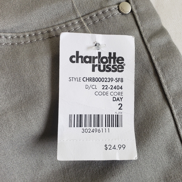 BNWT Refuge hirise shorts - Picture 4 of 5